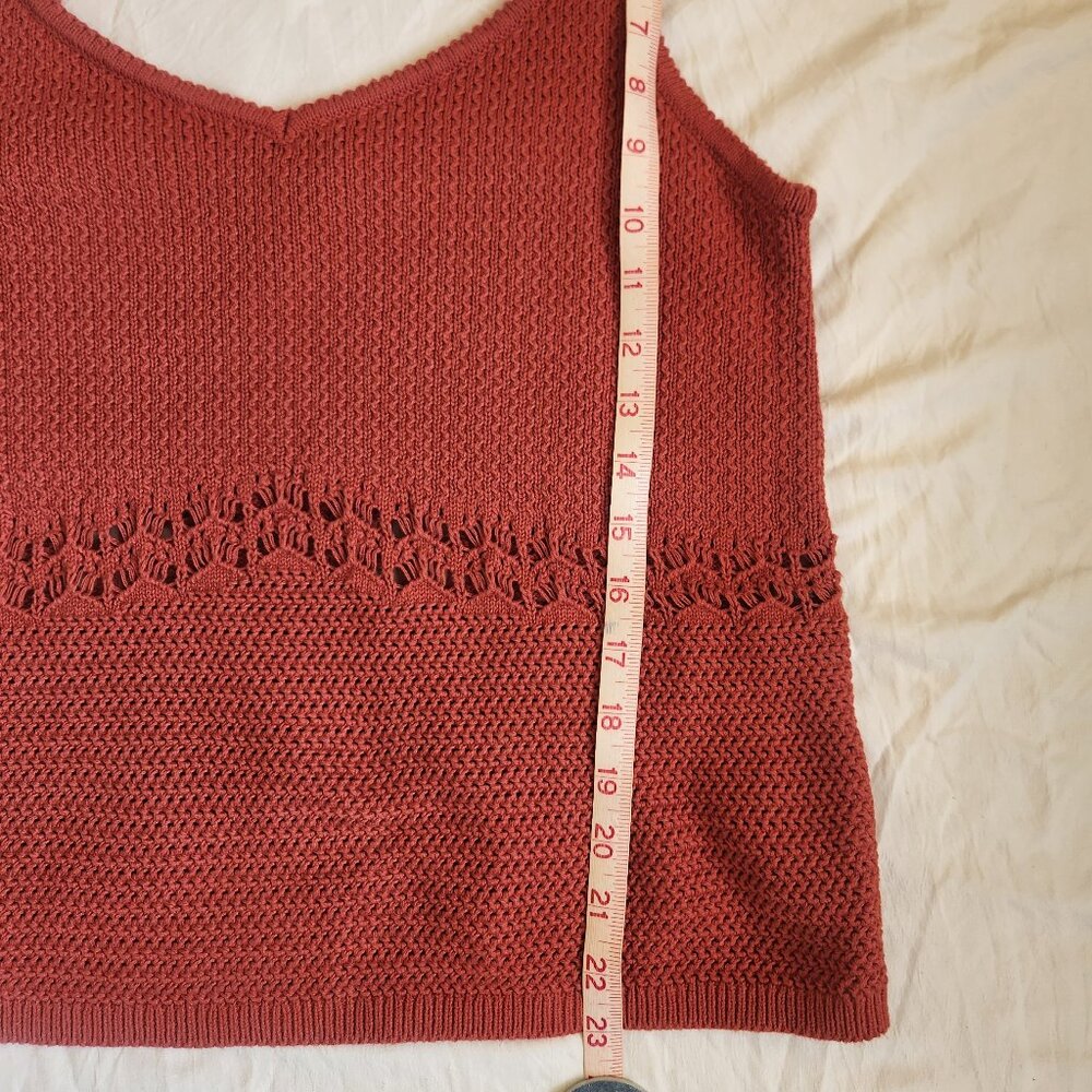 Old Navy Rust Colored Sleeveless Crochet Knit Crop Top Size XL - Picture 6 of 7